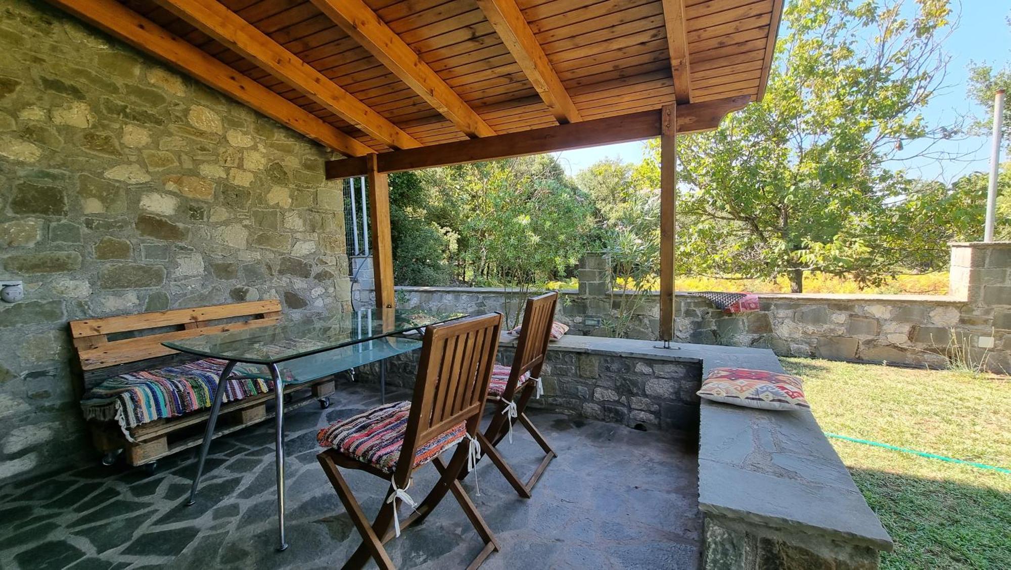 House With Big Garden And Barbeque In Nature Vourgareli Экстерьер фото